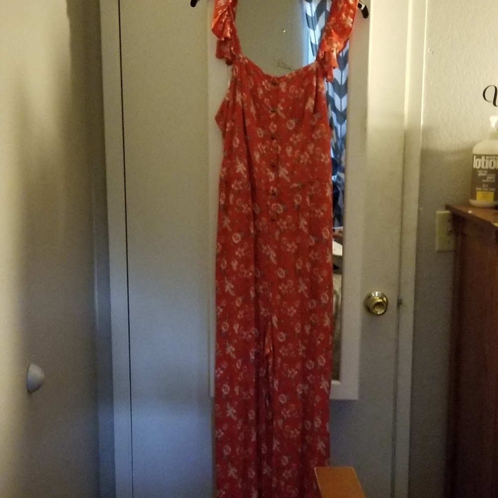 Jumpsuit - Picture 3 of 4